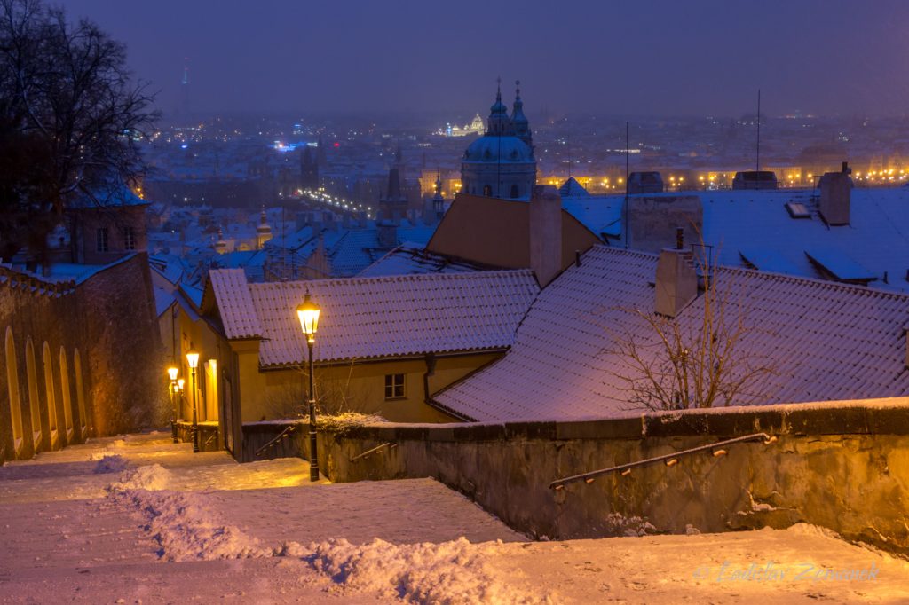 Praha - zima na Zámeckých schodech