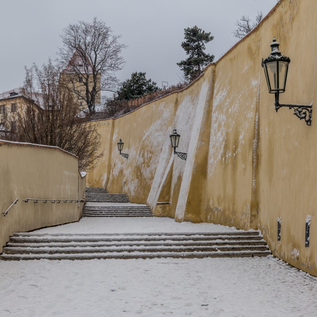 Praha - zima na Starých zámeckých schodech