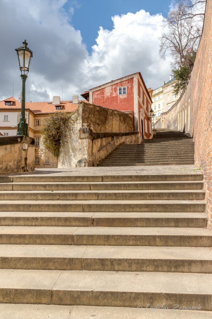 Covid - Zámecké schody