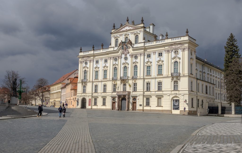 Covid - Hradčanské náměstí