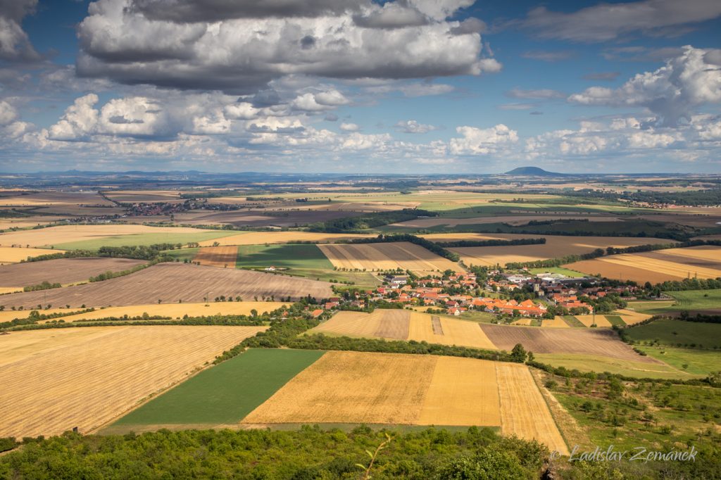 Výhled z hradu Hazmburk