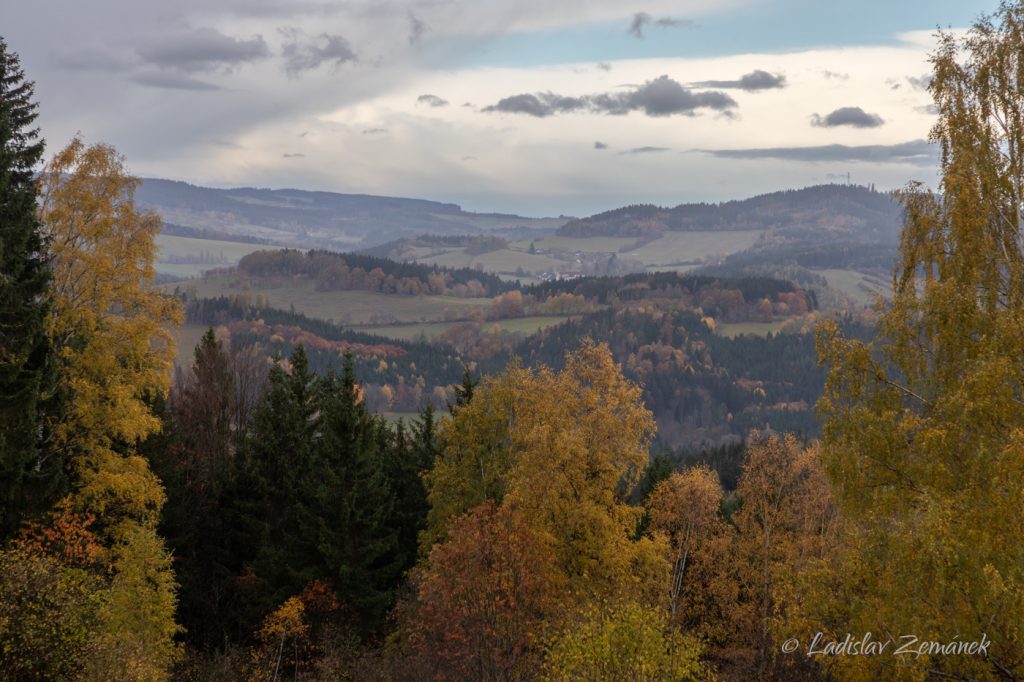 Kašperské hory - déšť nad údolím Otavy